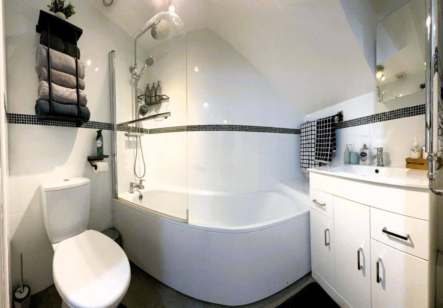 Large Cosy 2 Bedroom Ground Floor Flat In Stevenage Sg1 Sleeps 4-5 Free Parking المظهر الخارجي الصورة